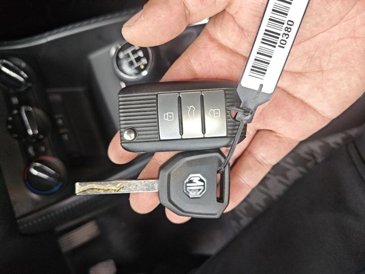 ZS 2018 1.5L MT Comfort China V photo 8