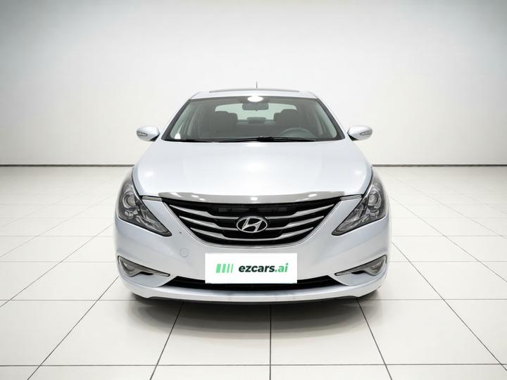 Sonata 2014 2.0L AT Luxury photo 2