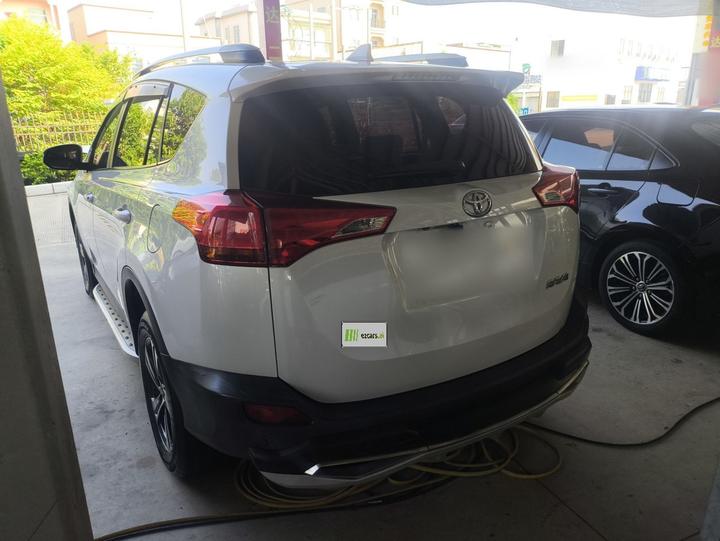 RAV4 2015 2.0L CVT RWD photo 4