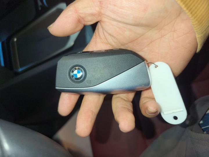 5 Series 2025 530Li Exclusive M Sport Package photo 8