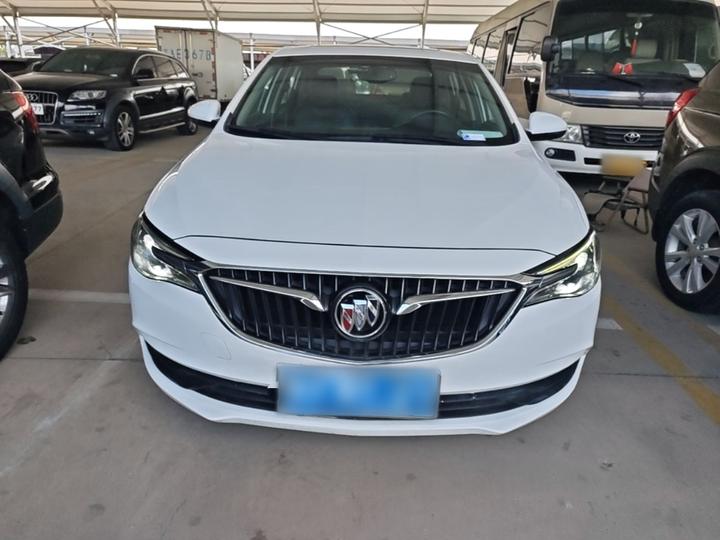 Excelle 2019 18T AT Elite China VI photo 2