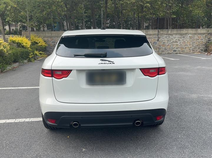 F-PACE 2020 2.0T Exclusive photo 3