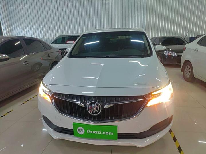 GL6 2018 18T 6-Seater Elite photo 2