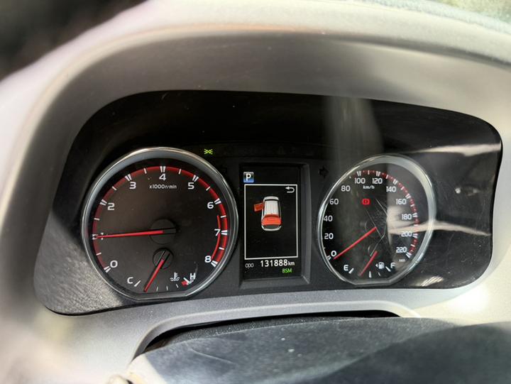 RAV4 2016 2.5L AT AWD Premium photo 7