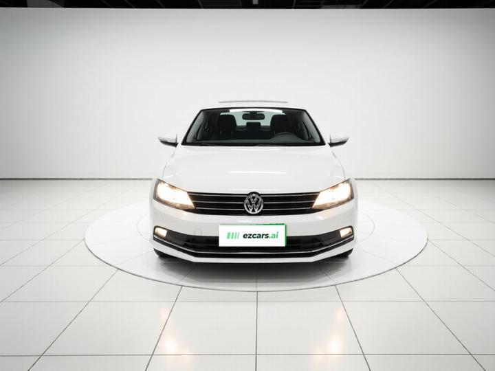 Sagitar 2017 180TSI AT Exclusive photo 2