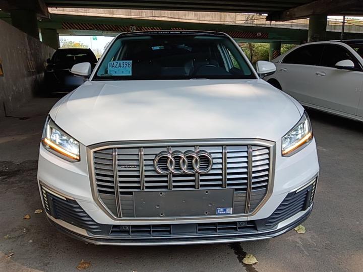 Q2L e-tron 2019 Q2L e-tron EV Smart photo 2