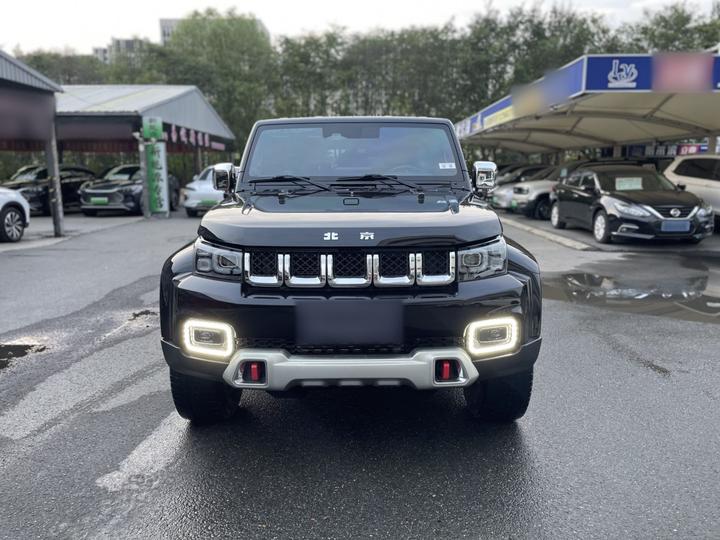 BAIC BJ40 2023 2.0T AT AWD photo 3