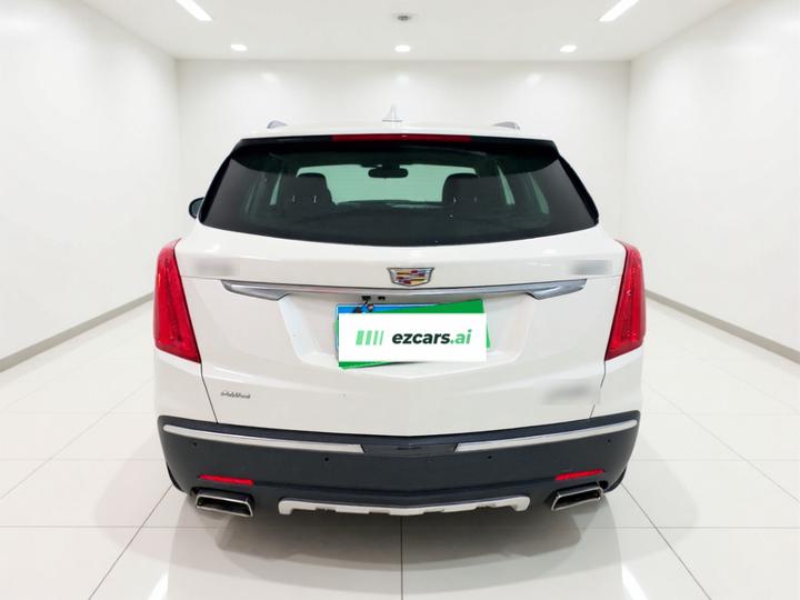 XT5 2017 28T AWD Leading photo 5