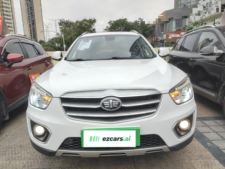 Bestune X80 2015 2.0L AT Comfort photo 2