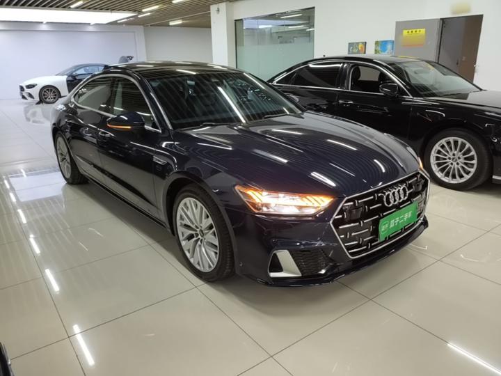A7L 2024 45TFSI S-line photo 3