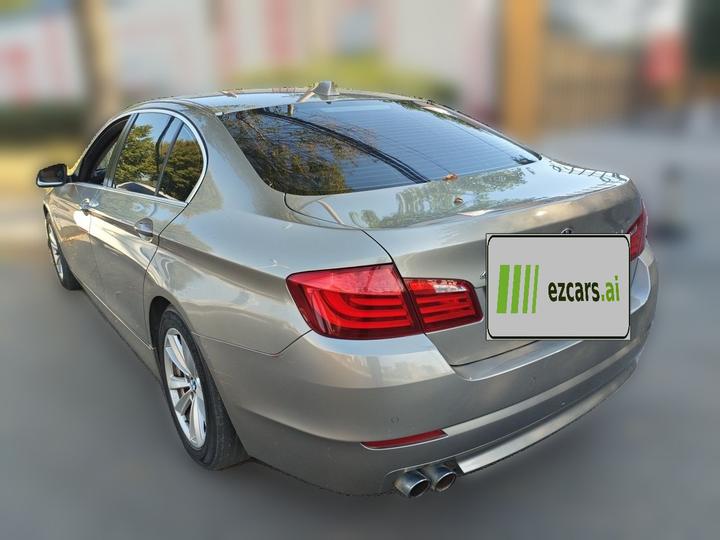 5 Series 2011 523Li Leading photo 4