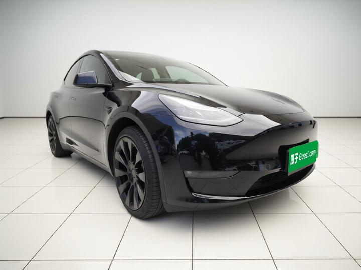 Model Y 2021 Standard Range RWD photo 3