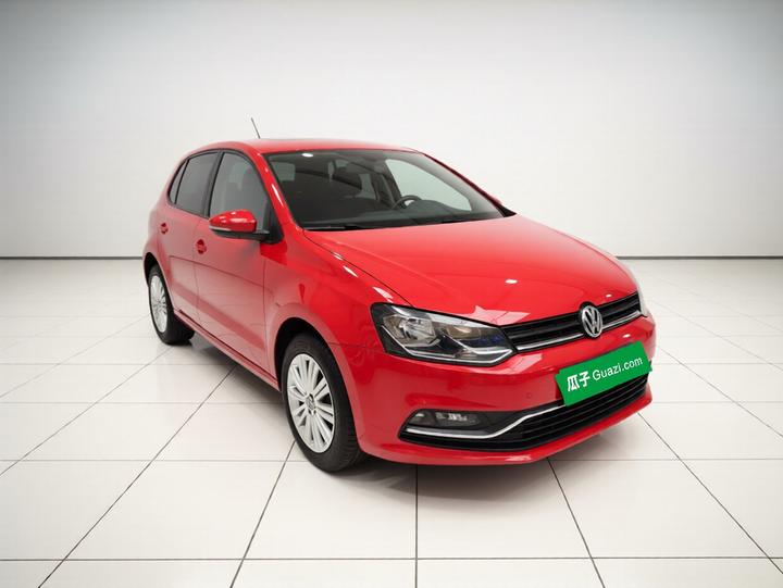 Polo 2016 1.6L AT Comfort photo 3