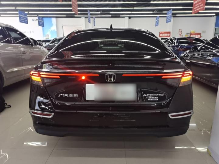 Accord 2023 260TURBO Smart photo 3