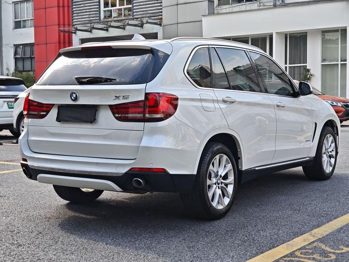 X5 Imported 2018 xDrive28i photo 6