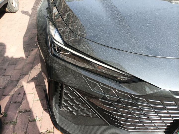 UNI-V 2022 2.0T photo 7