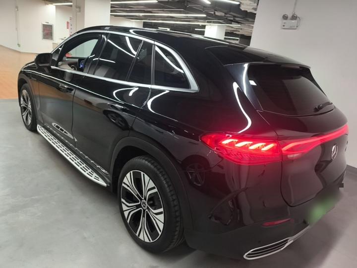 EQE SUV 2024 500 4MATIC Luxury photo 4