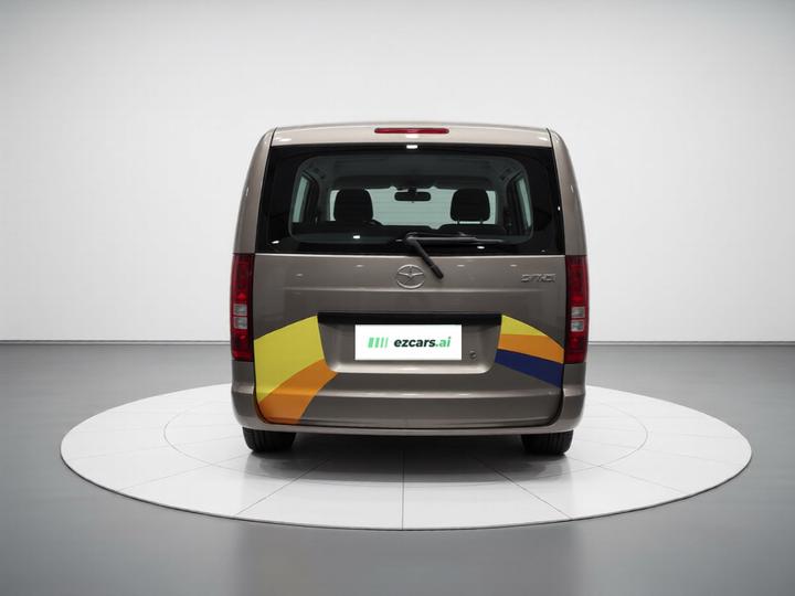 Refine M3 2015 1.6L Luxury Smart photo 3