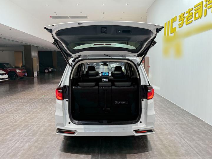Odyssey 2022 2.0L e:HEV photo 8