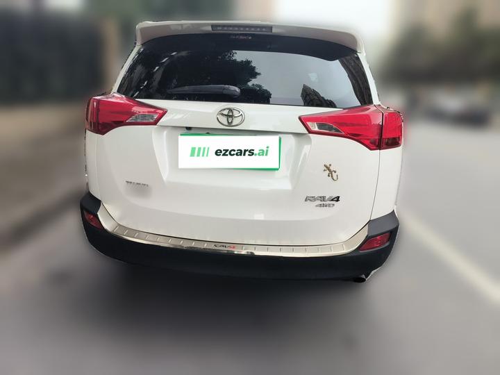 RAV4 2015 2.0L CVT AWD photo 5