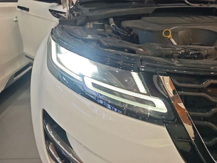 Range Rover Evoque 2023 Evoque L 249PS Luxury photo 7