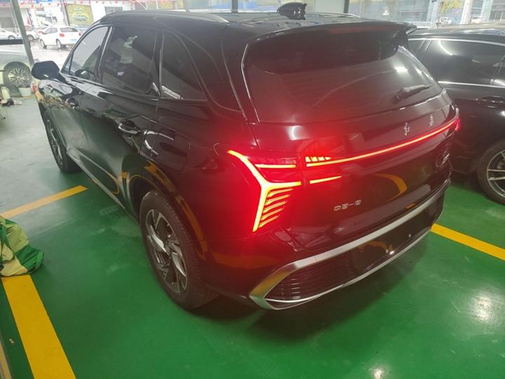 HS3 PHEV 2024 115km photo 4