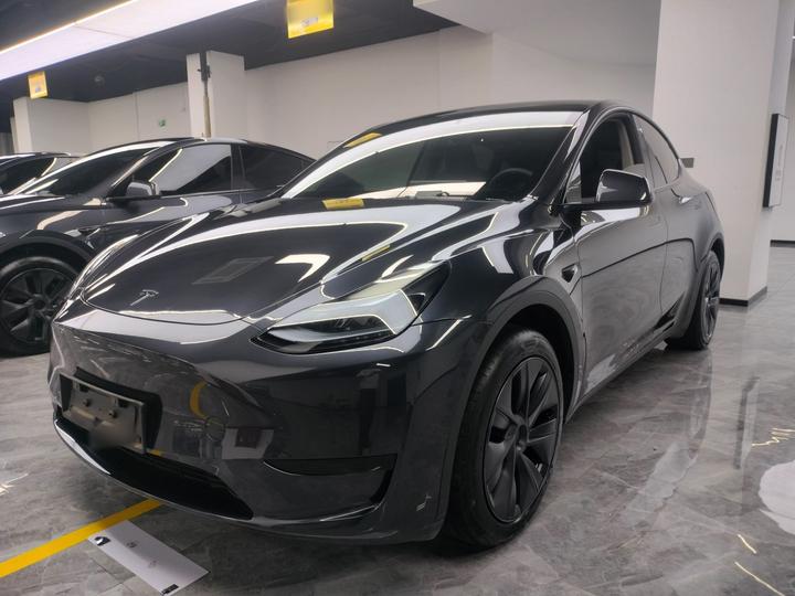 Model Y 2024 RWD