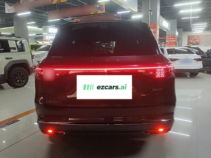 HIMA AITO M8 2025 EREV Max+ 53.4kWh 6-Seater 192-Line LiDAR photo 5