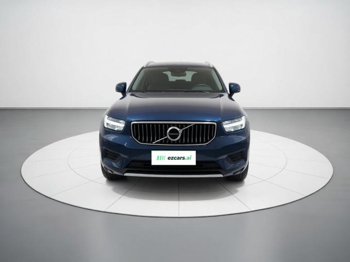 XC40 2022 T4 AWD Fashion photo 2