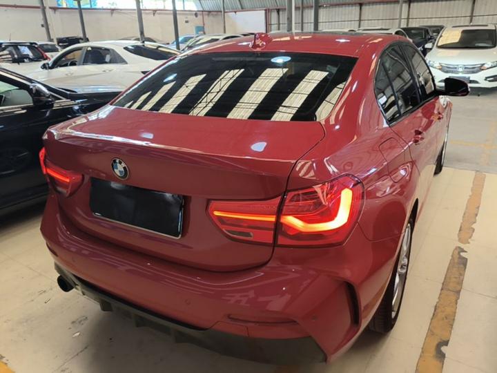 1 Series 2019 118i M Sport Package photo 6