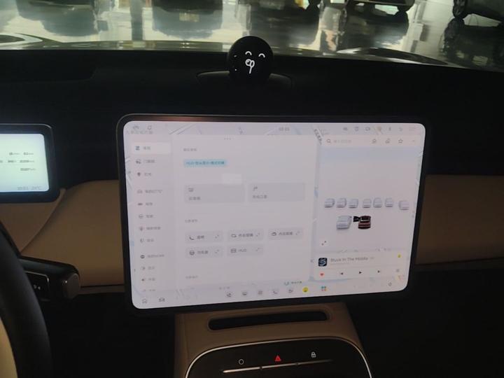 ET5T 2025 75kWh Touring photo 4