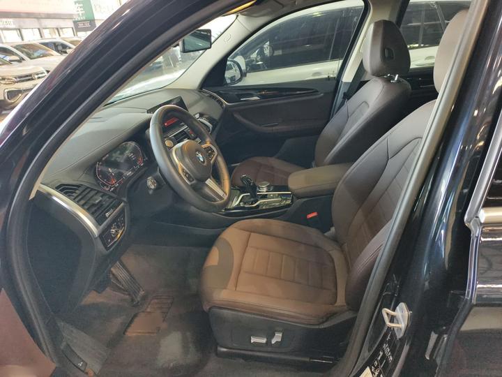 X3 2020 xDrive25i M Sport Package photo 8