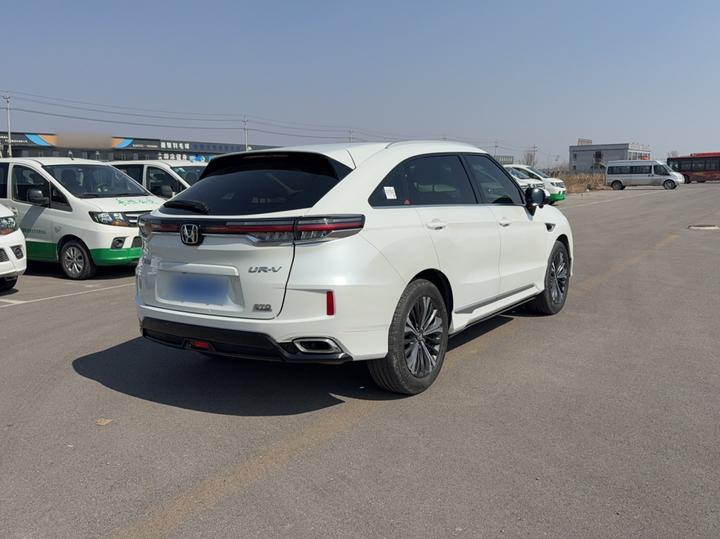UR-V 2020 370TURBO RWD photo 4