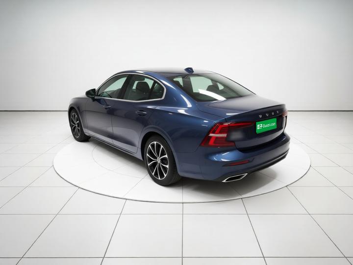 S60 2021 T4 Luxury photo 4