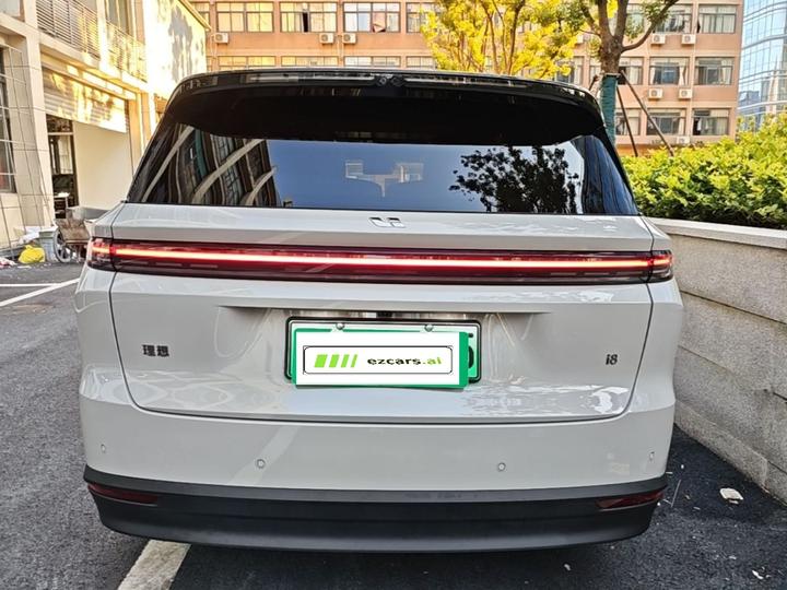 Li Auto i8 2025 Standard photo 5