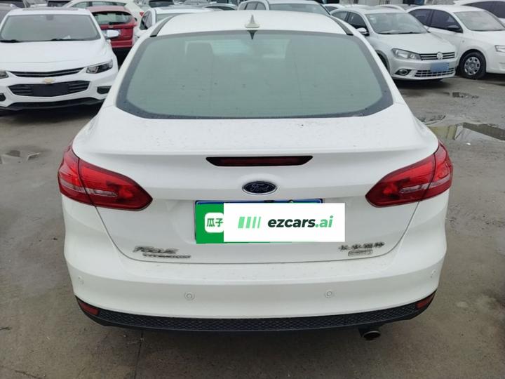 Focus 2017 Sedan EcoBoost 180 AT Flagship photo 3
