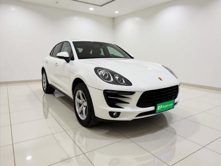 2016 Macan 2.0T photo 3
