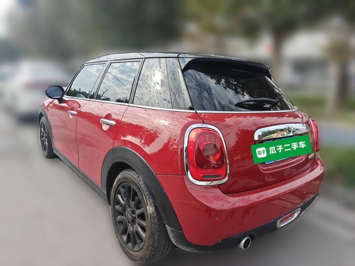 2016 1.5T COOPER 5-Door photo 4