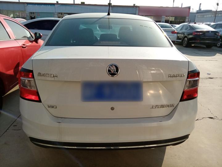 Rapid 2018 1.6L AT Comfort photo 4