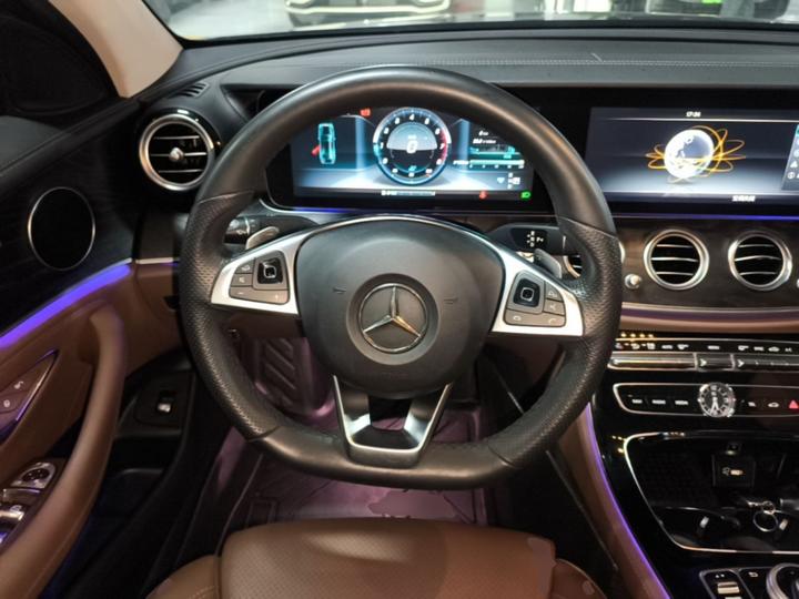 E-Class 2016 E 200 L Sport photo 6