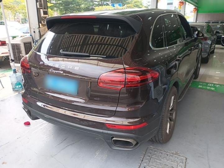 2015 Cayenne 3.0T photo 6