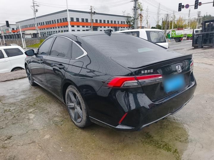 2023 260TURBO photo 4