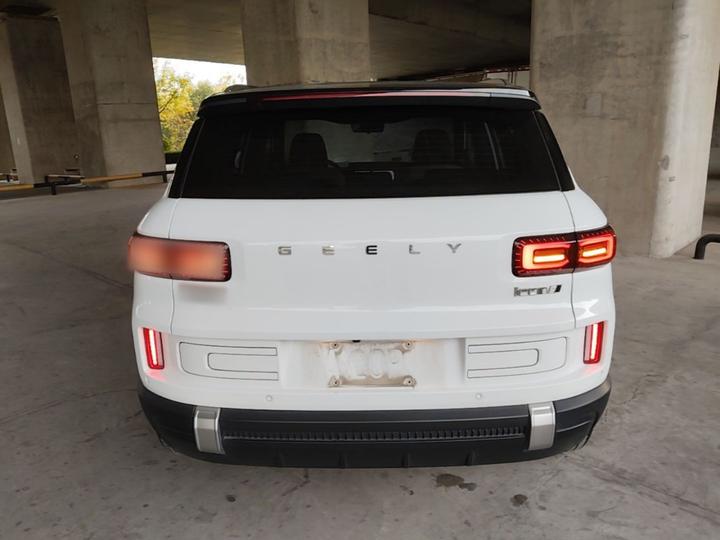 Geely icon 2023 1.5TD photo 5