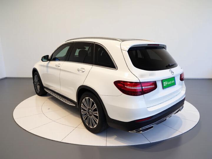 GLC 2017 GLC 200 4MATIC photo 4