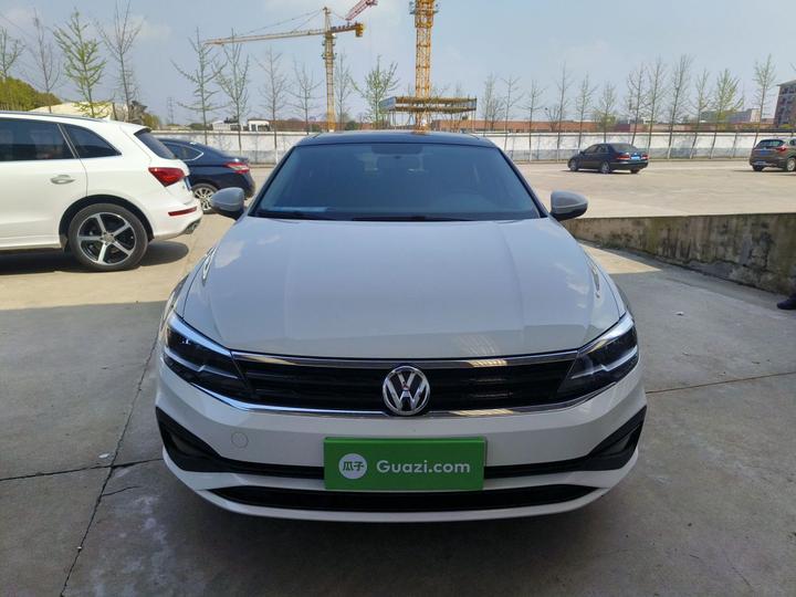 Lamando 2021 230TSI DSG photo 2