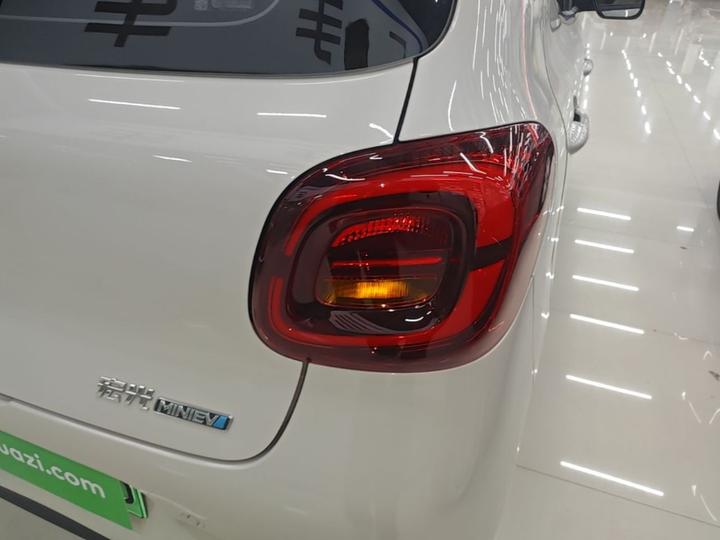 Hongguang MINIEV 2025 4th Gen 4-Door Advanced photo 7