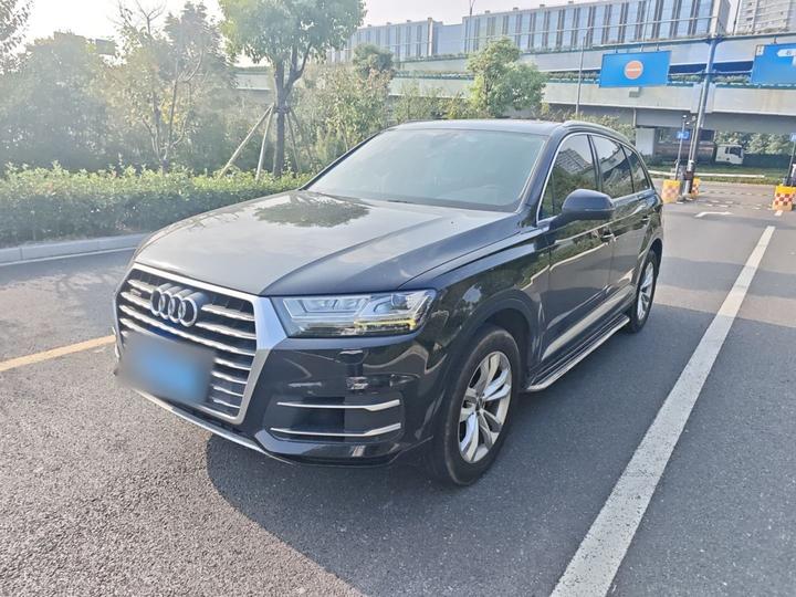 Q7 2019 55 TFSI Tech