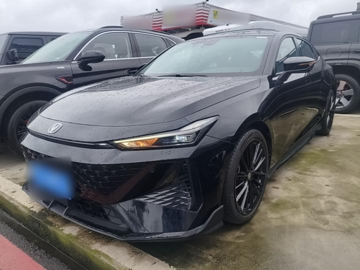 UNI-V 2024 1.5T Premium Sport