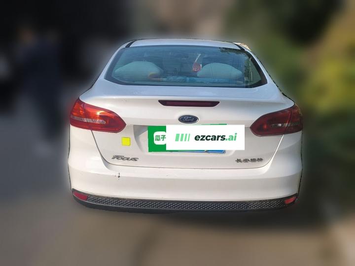 Focus 2017 Sedan 1.6L MT Comfort photo 5