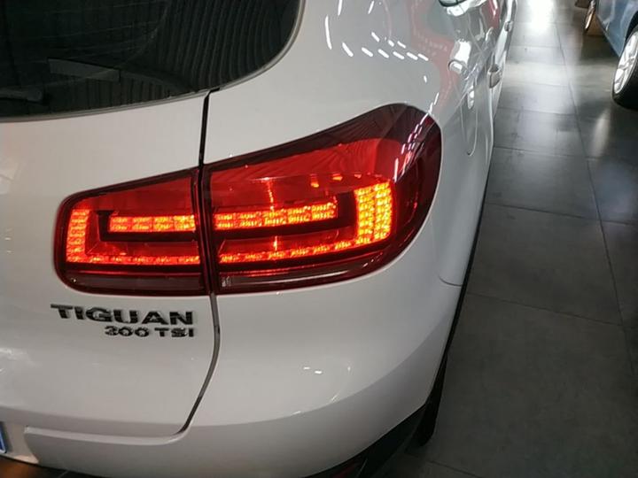 Tiguan 2017 300TSI AT RWD photo 7